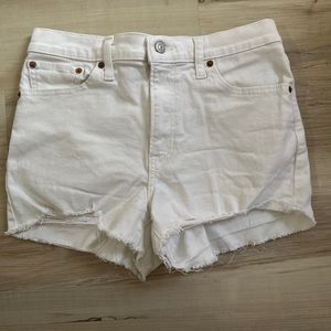 Levi's Women's High Rise White Short Shorts Size 30 Regular